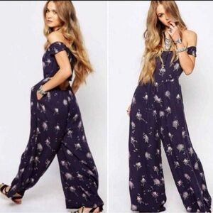 Free People Aster Printed Wide Leg Floral Jumpsuit in Navy Size XS